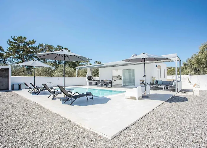 Villaphysis With Private Pool