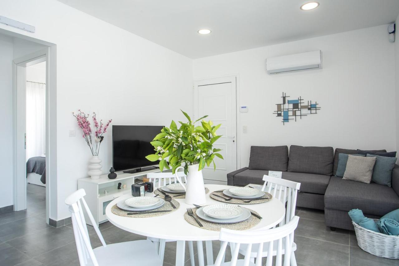 Villaphysis With Private Pool Villa *